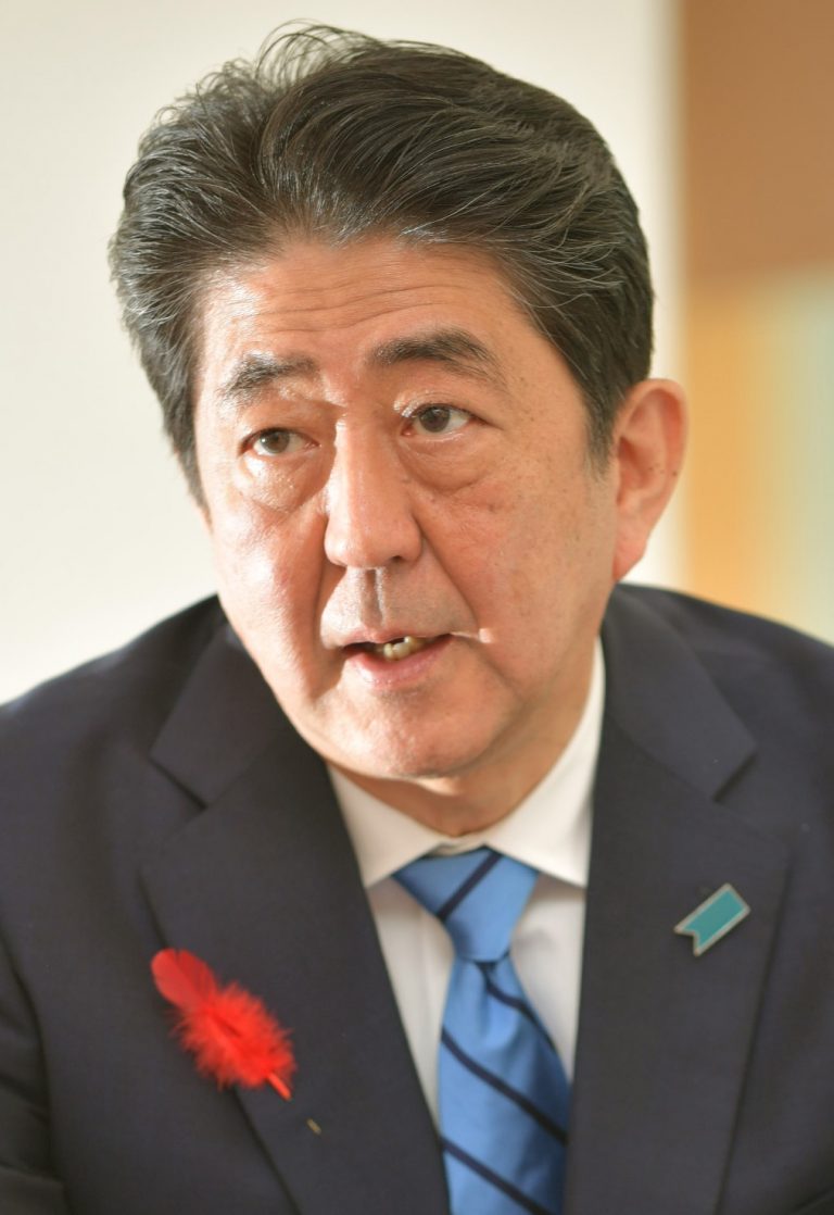 政治　安倍首相インタビュー1